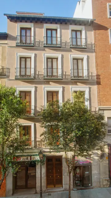 Desengaño 14 楼宇外观，靠近马德里 Gran Vía
